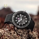 Dong-Ho-Nam-Rado-Captain-Cook-High-Tech-Ceramic-Diver-R32129158-3